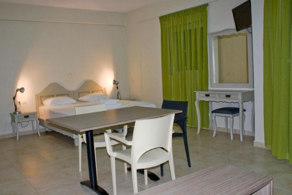 Fournia Village Kastro-Kyllini Chambre photo